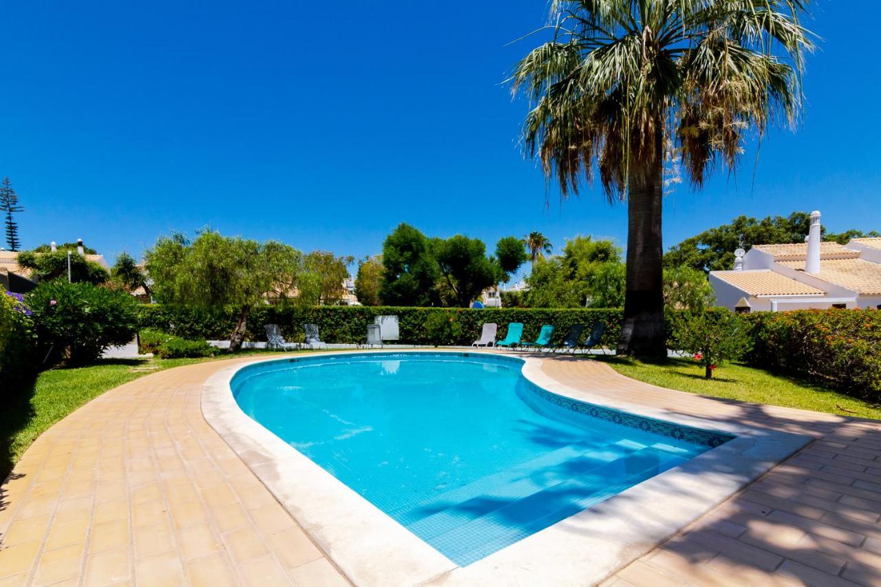 Small Villa 4Pax -Shared Pool @ Homesbyfc Albufeira Luaran gambar