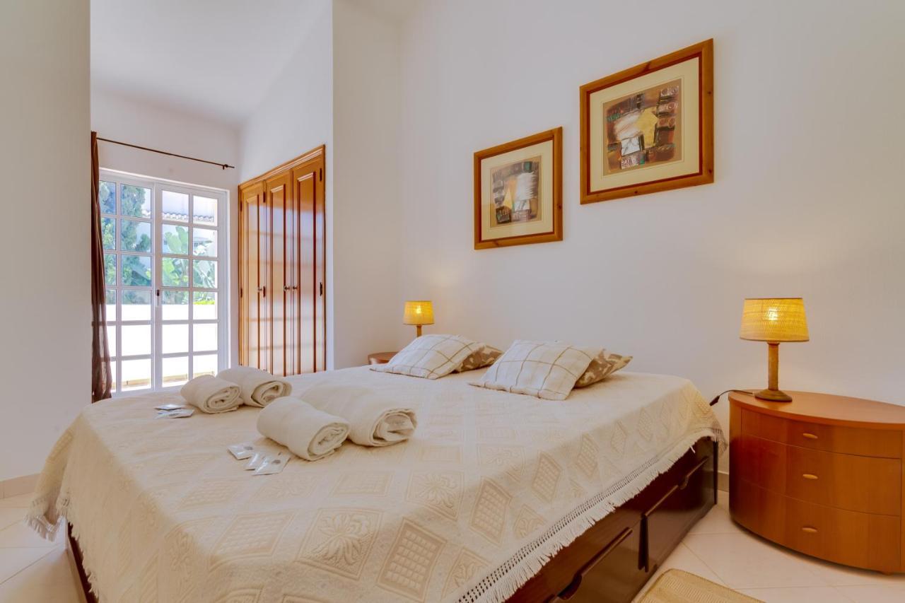Small Villa 4Pax -Shared Pool @ Homesbyfc Albufeira Luaran gambar